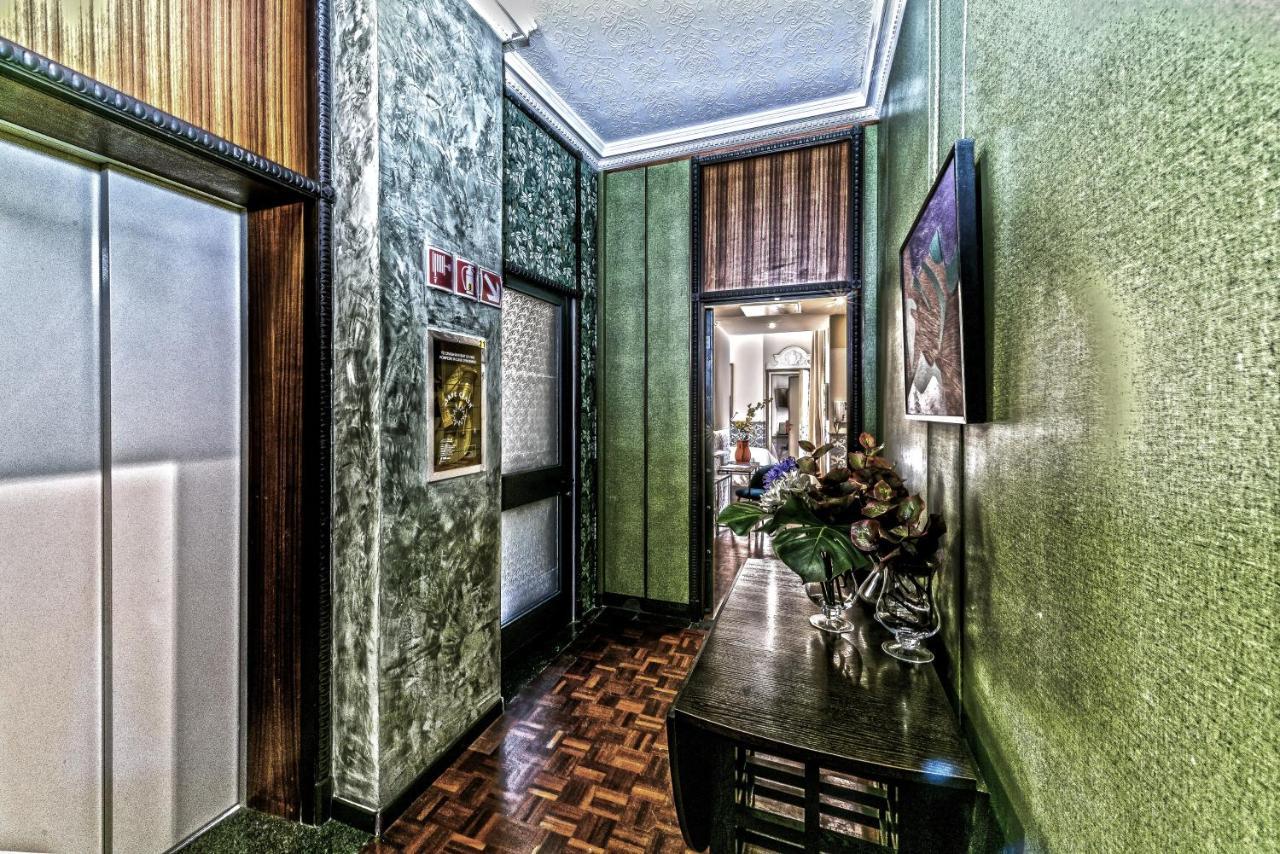 Riviere Private Rooms Alla Scala Милан Экстерьер фото
