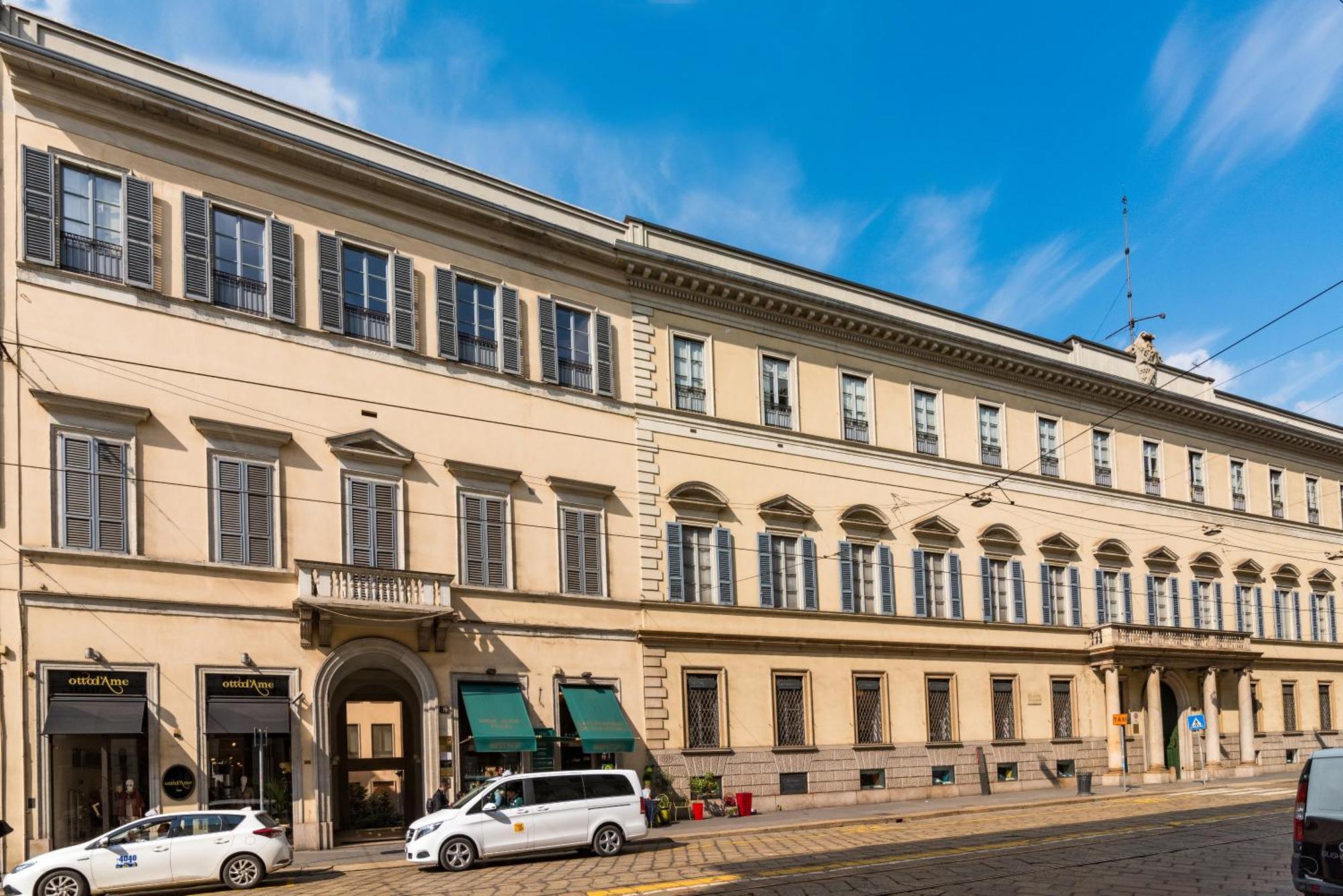 Riviere Private Rooms Alla Scala Милан Экстерьер фото